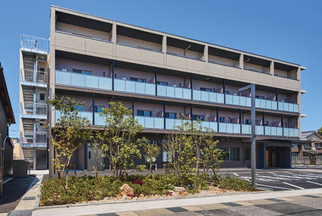 昨年7月OPENのサービス付き高齢者向け住宅／介護職員追加募集！働きやすい週休3日制！年間休日155日♪